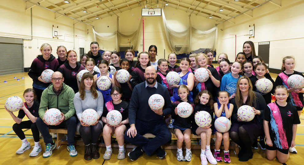 Dyfarnwyd £600,000 i gymunedau ledled Cymru drwy bartneriaeth gyda’r Principality