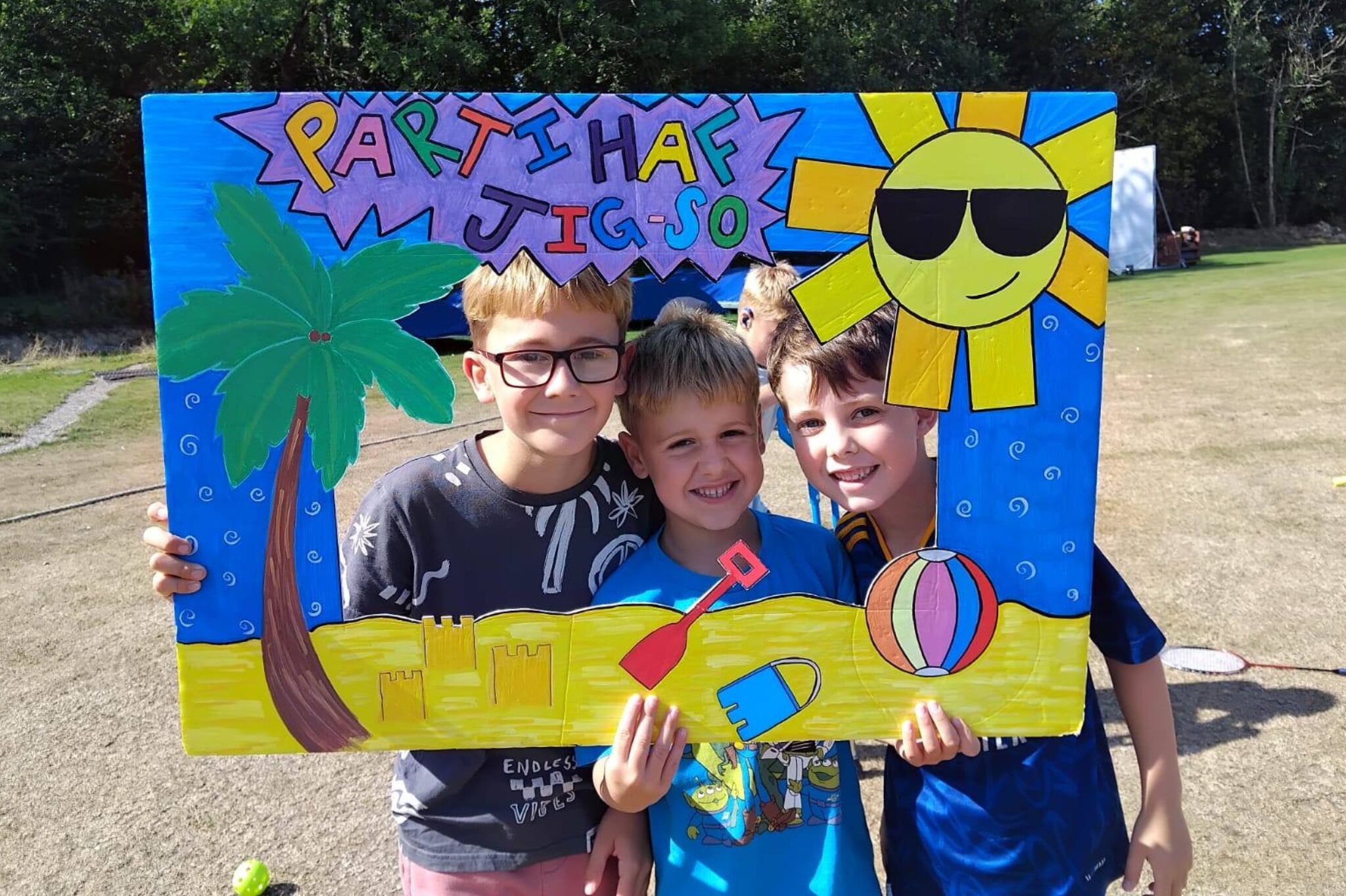 Mae’r Randal Foundation yn cefnogi 19 o sefydliadau ar llawr gwlad ledled Cymru